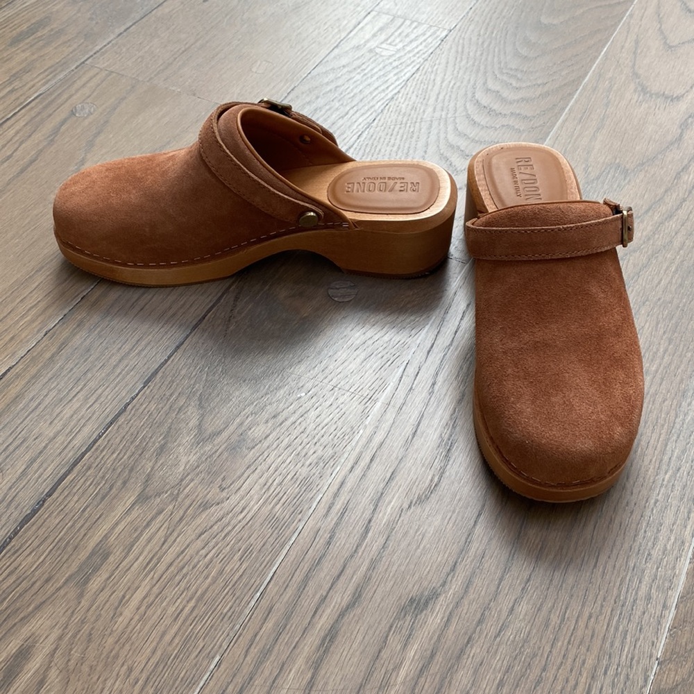 Re/Done Suede Clogs - Picture 5 of 6
